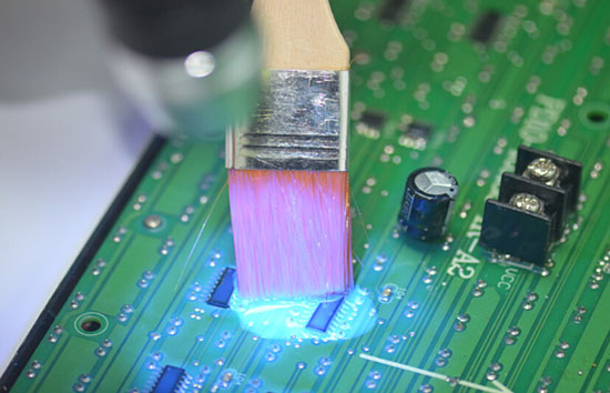 PCB線(xiàn)路板披覆